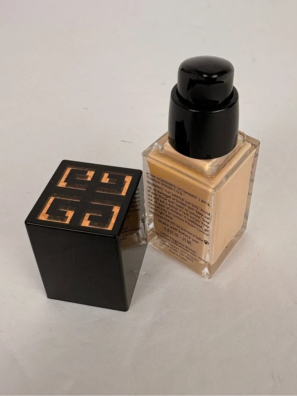 Givenchy Photo Perfexion Fluid Foundation with Sunscreen Natural Complexion #5